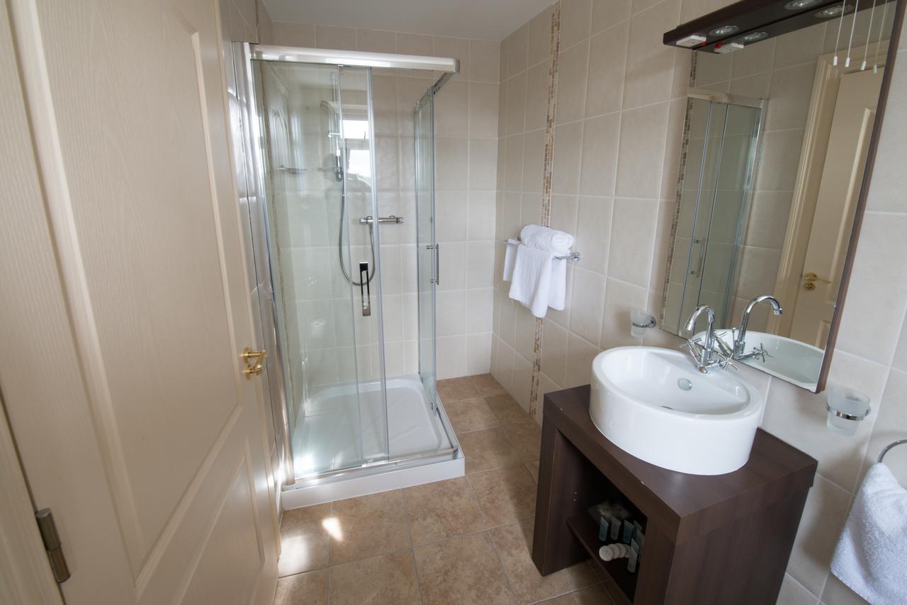 Connemara Lake Hotel Oughterard Luaran gambar